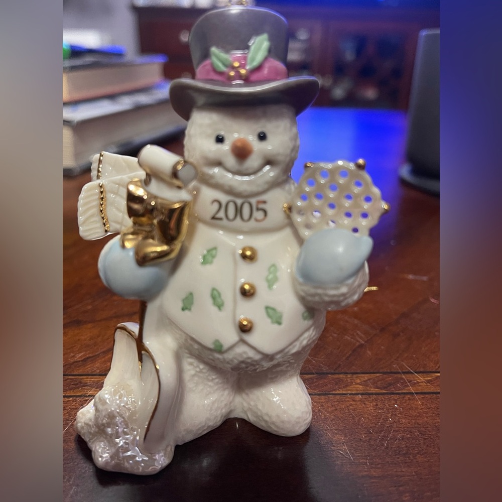 2005 Lenox Snowman Christmas Tree ornament.